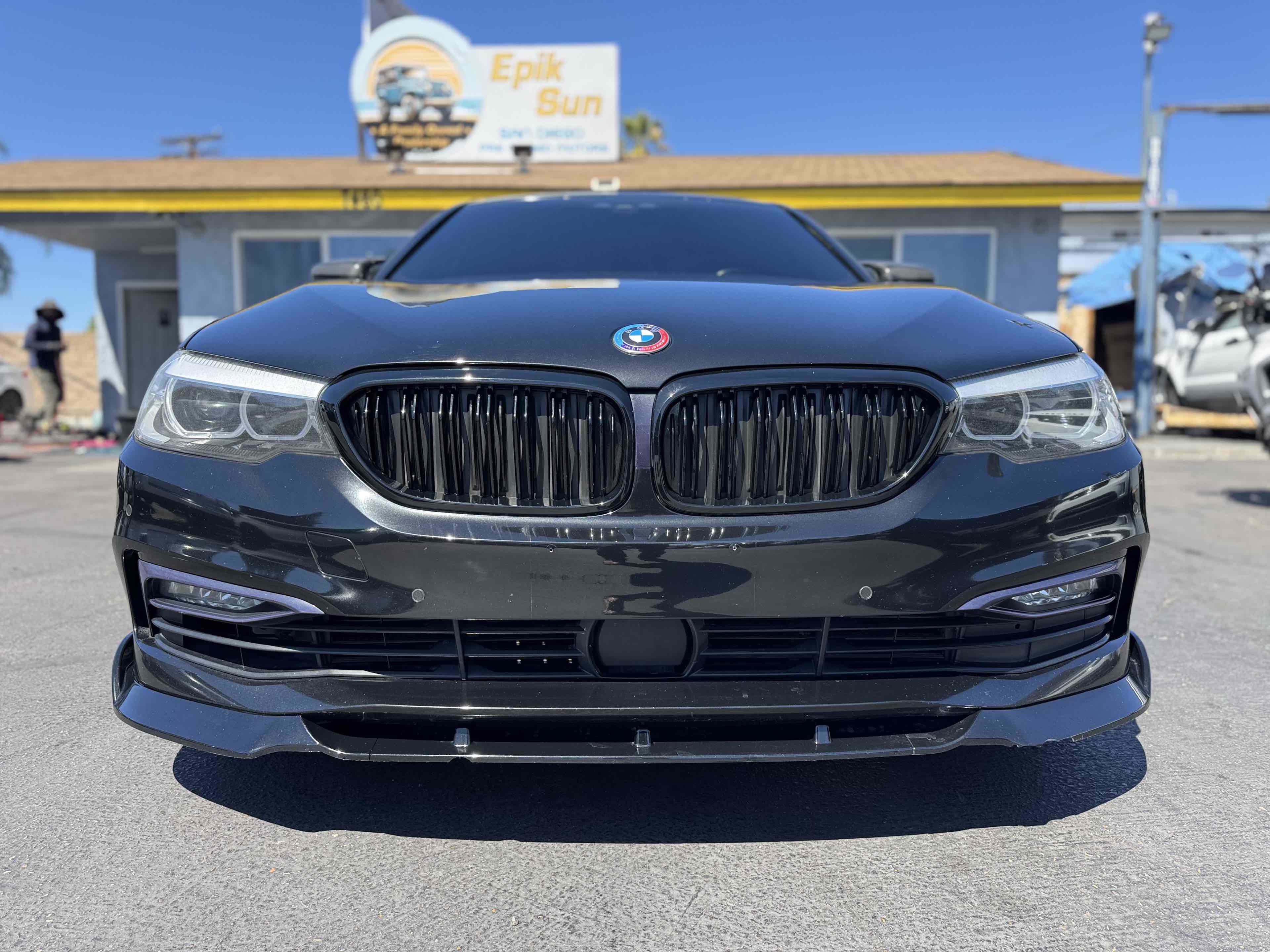 Used 2018 BMW 540i image 2