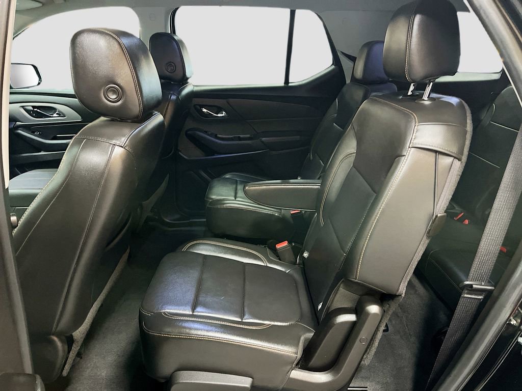 Used 2019 Chevrolet Traverse LT w/ LT Premium Package AWD/4WD image 25