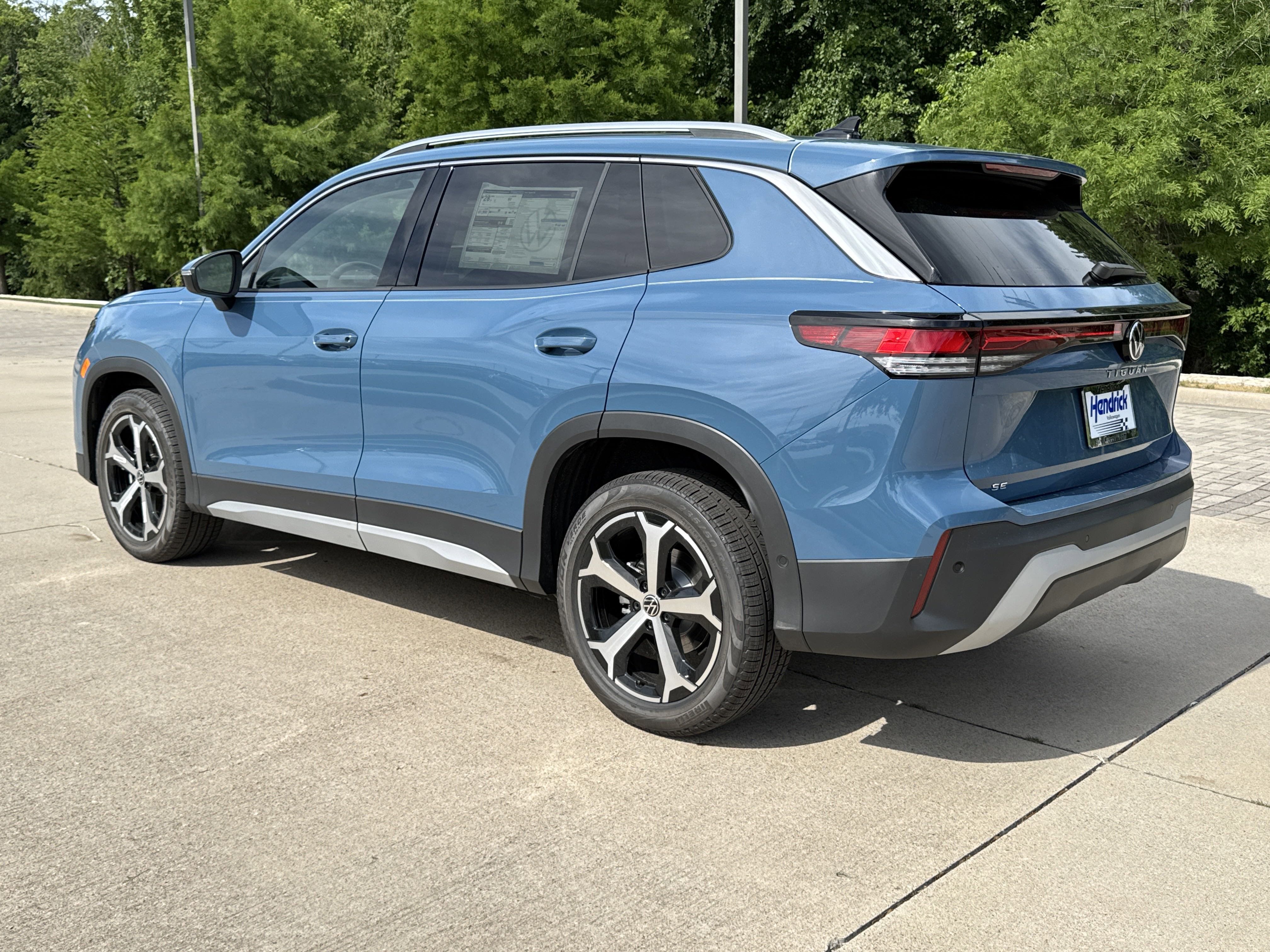 Certified 2026 Volkswagen Tiguan SE AWD/4WD image 33