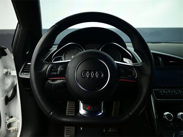 Used 2009 Audi R8 V8 w/ Enhanced Leather Pkg image 9