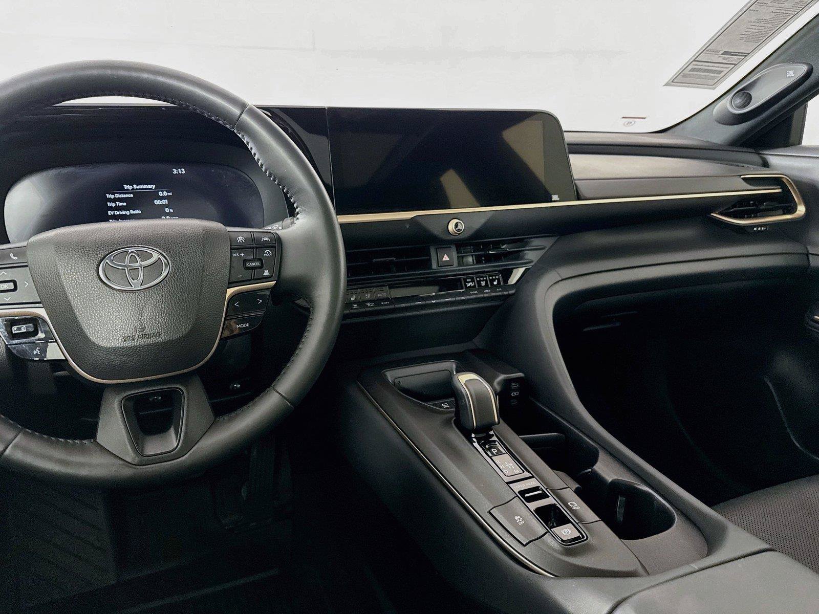 Certified 2023 Toyota Crown Platinum AWD/4WD image 34