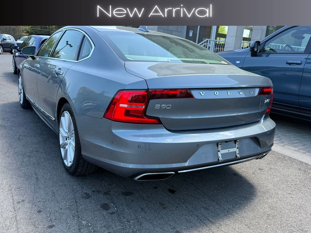 Used 2019 Volvo S90 T6 Inscription w/ Advanced Package image 4
