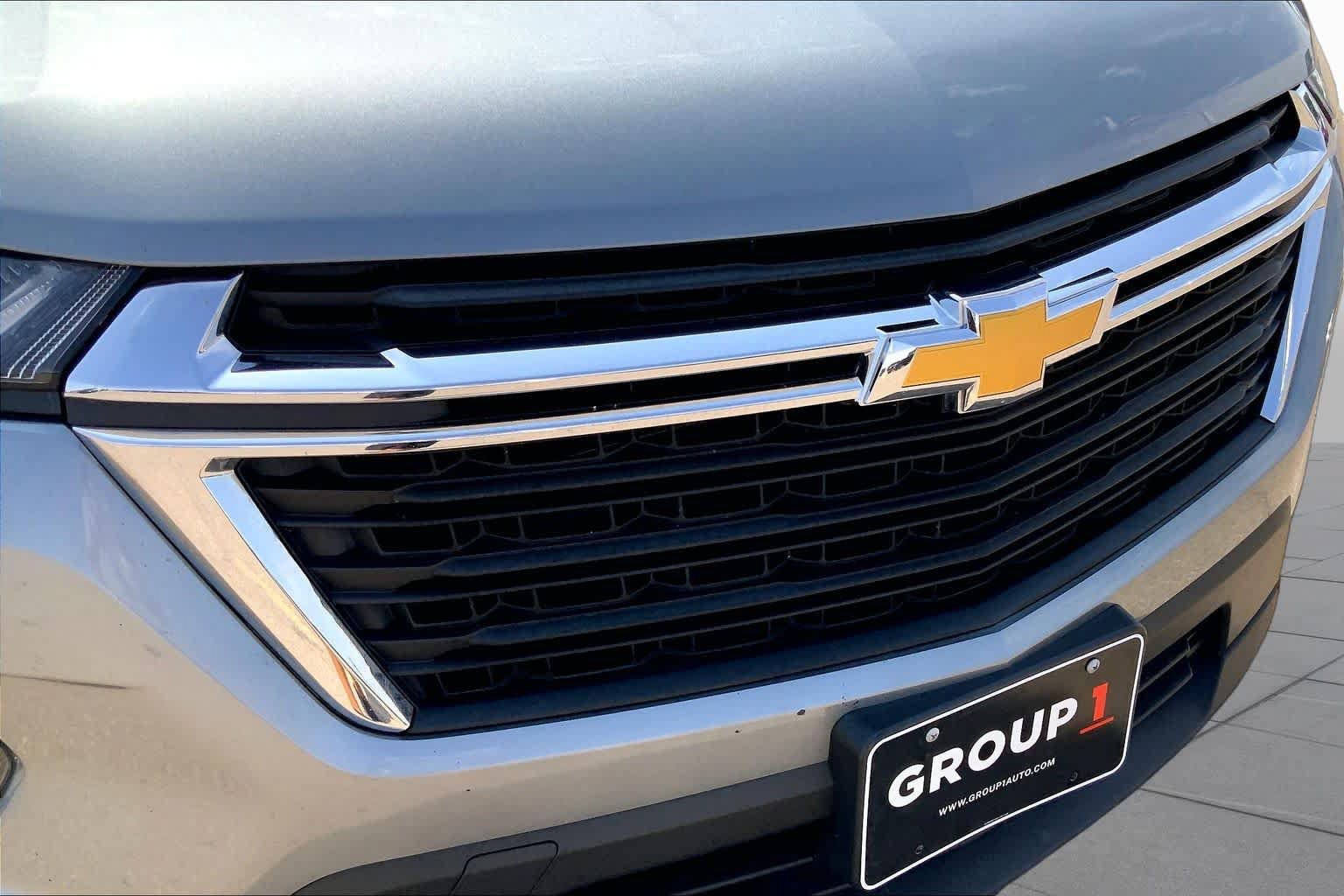 Used 2023 Chevrolet Traverse LS w/ Safety Package FWD image 37