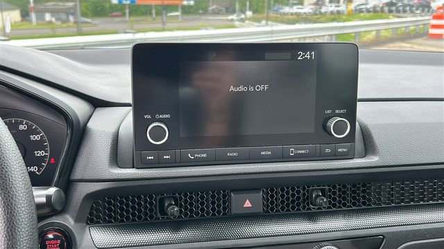 Used 2023 Honda CR-V LX image 15