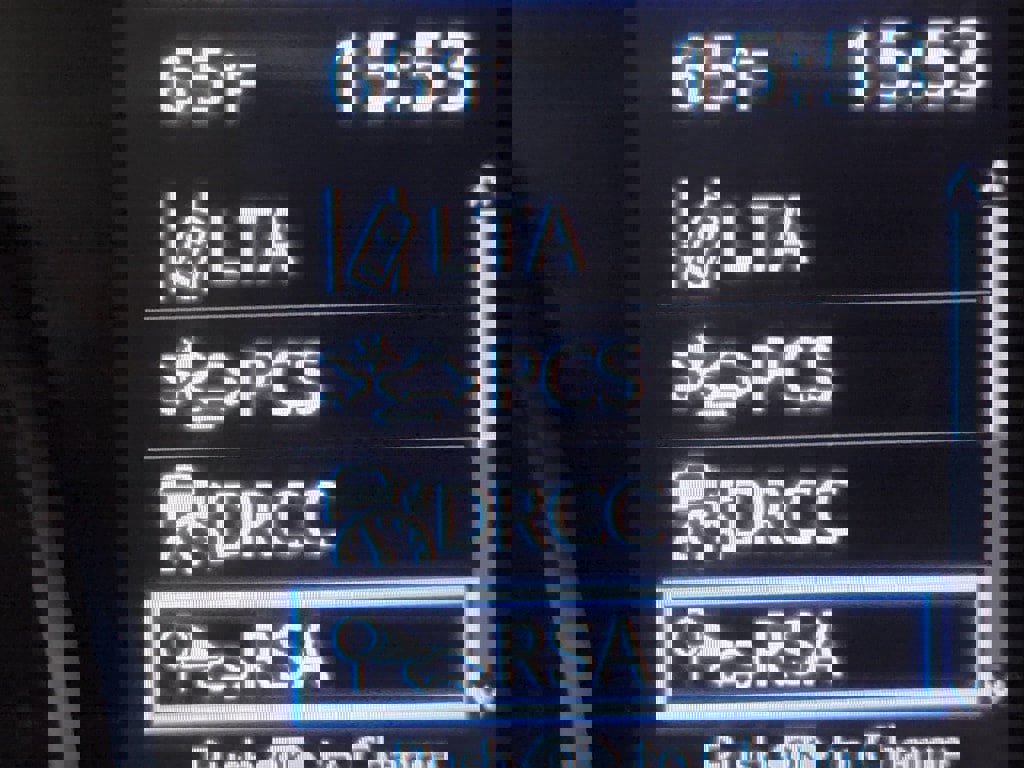 Certified 2023 Toyota Camry LE image 24