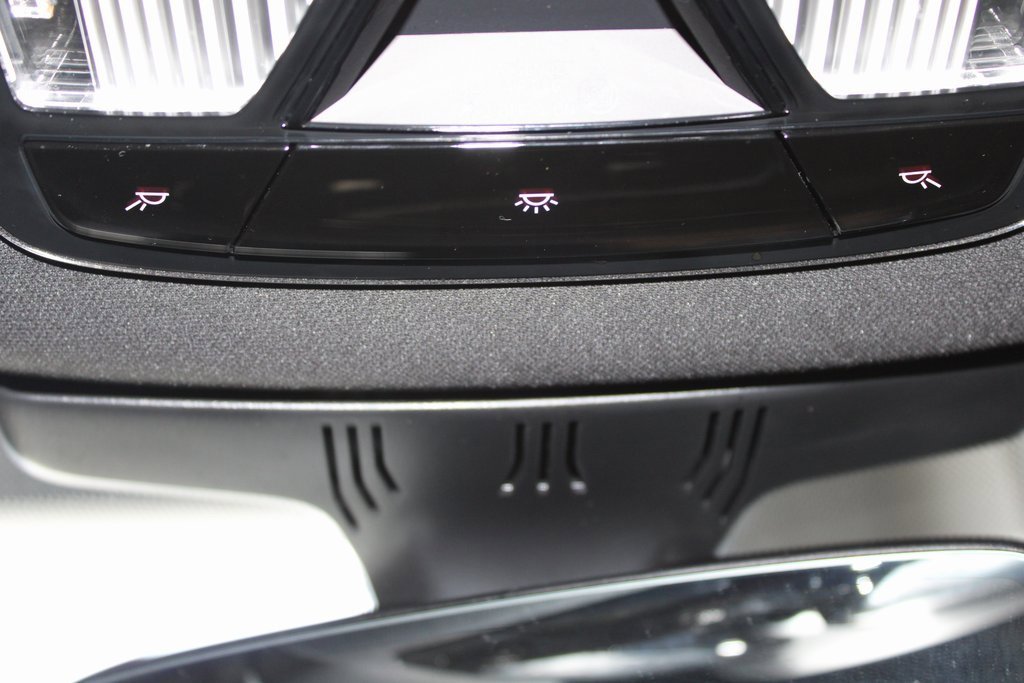 Used 2023 BMW 530i xDrive w/ Convenience Package image 39