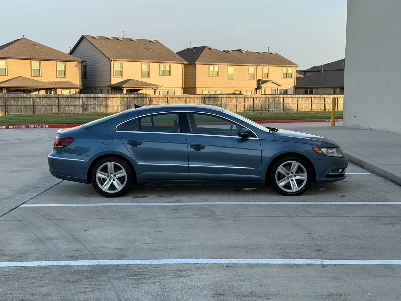 Used 2017 Volkswagen CC Sport FWD image 8