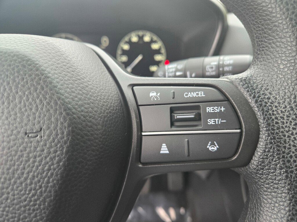 Used 2023 Honda CR-V EX image 23