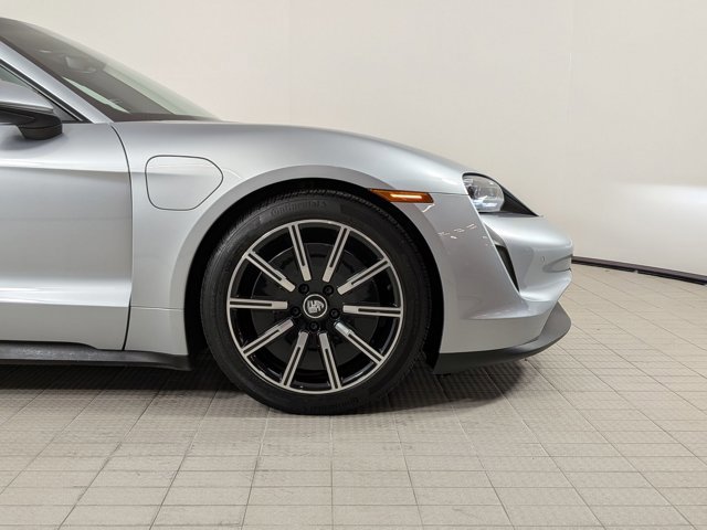 Certified 2022 Porsche Taycan RWD image 11