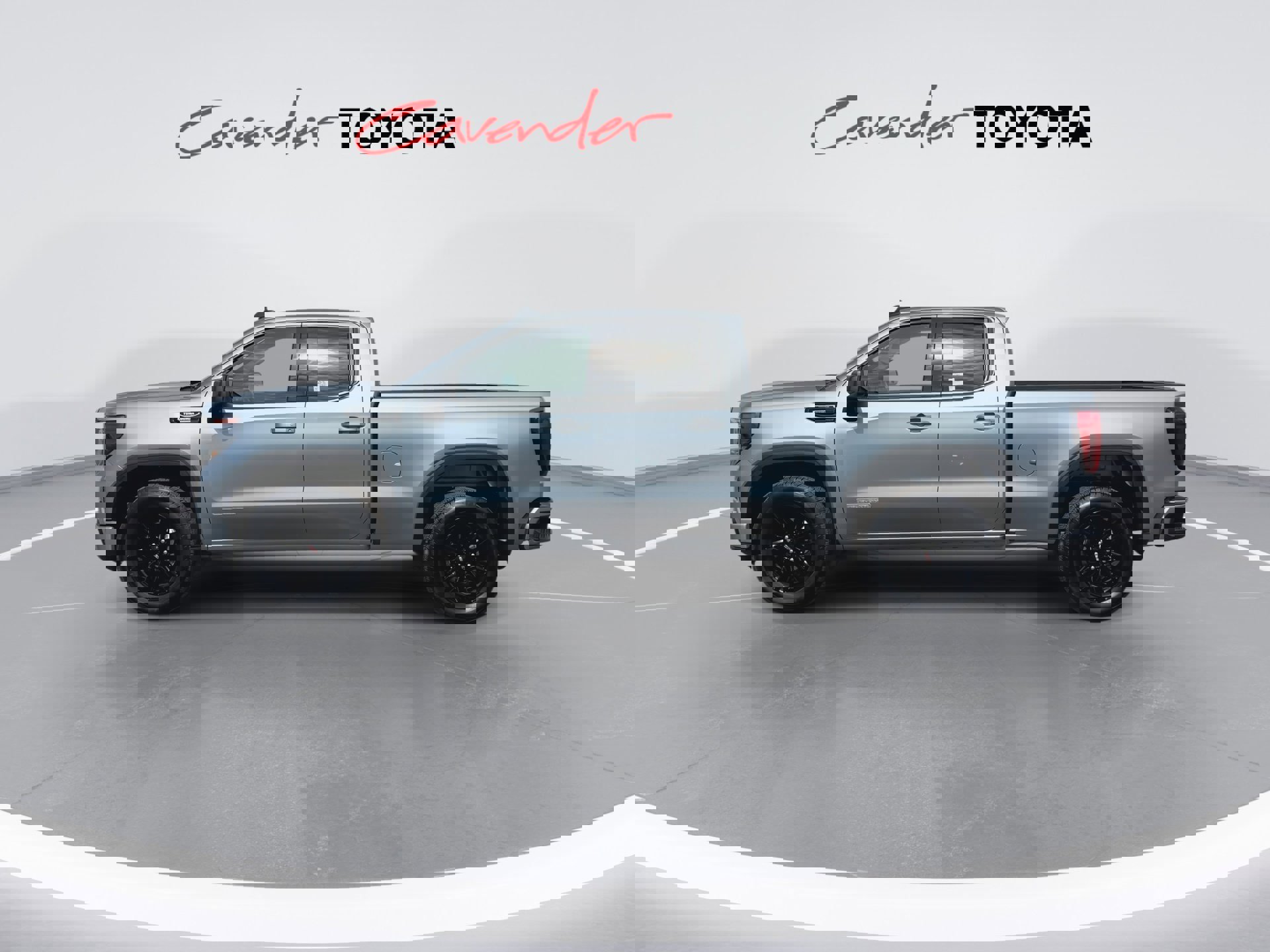 Used 2026 GMC Sierra 1500 Elevation RWD image 5