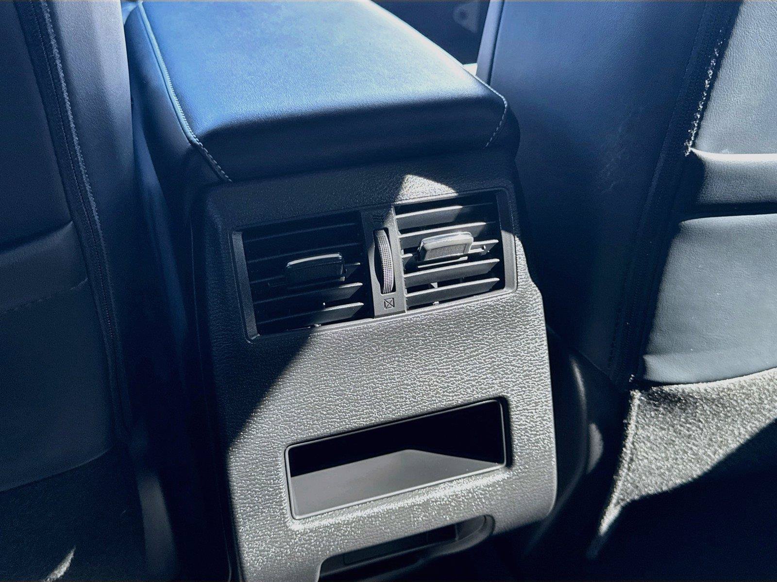 New 2026 Mitsubishi Outlander SE FWD image 26