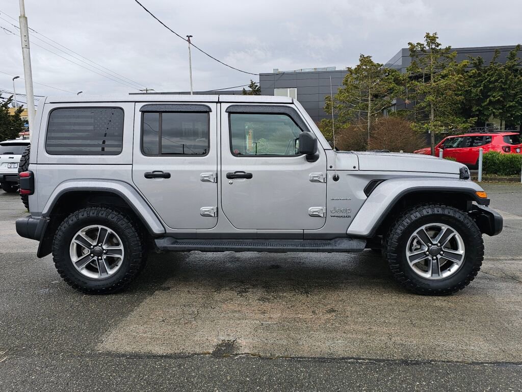 Used 2019 Jeep Wrangler Unlimited Sahara w/ Uconnect 4C Nav & Sound Group image 9