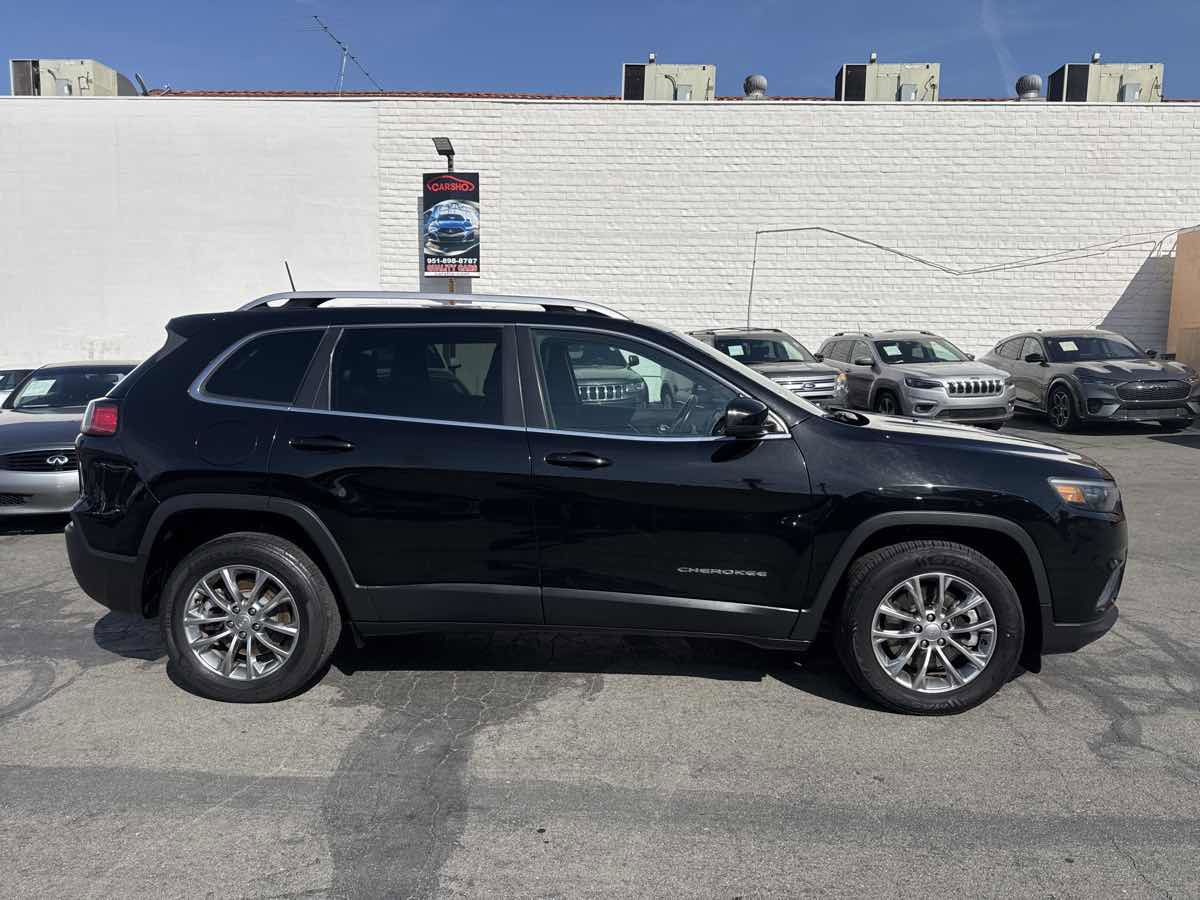 Used 2021 Jeep Cherokee Latitude Lux w/ Sun & Sound Group image 8