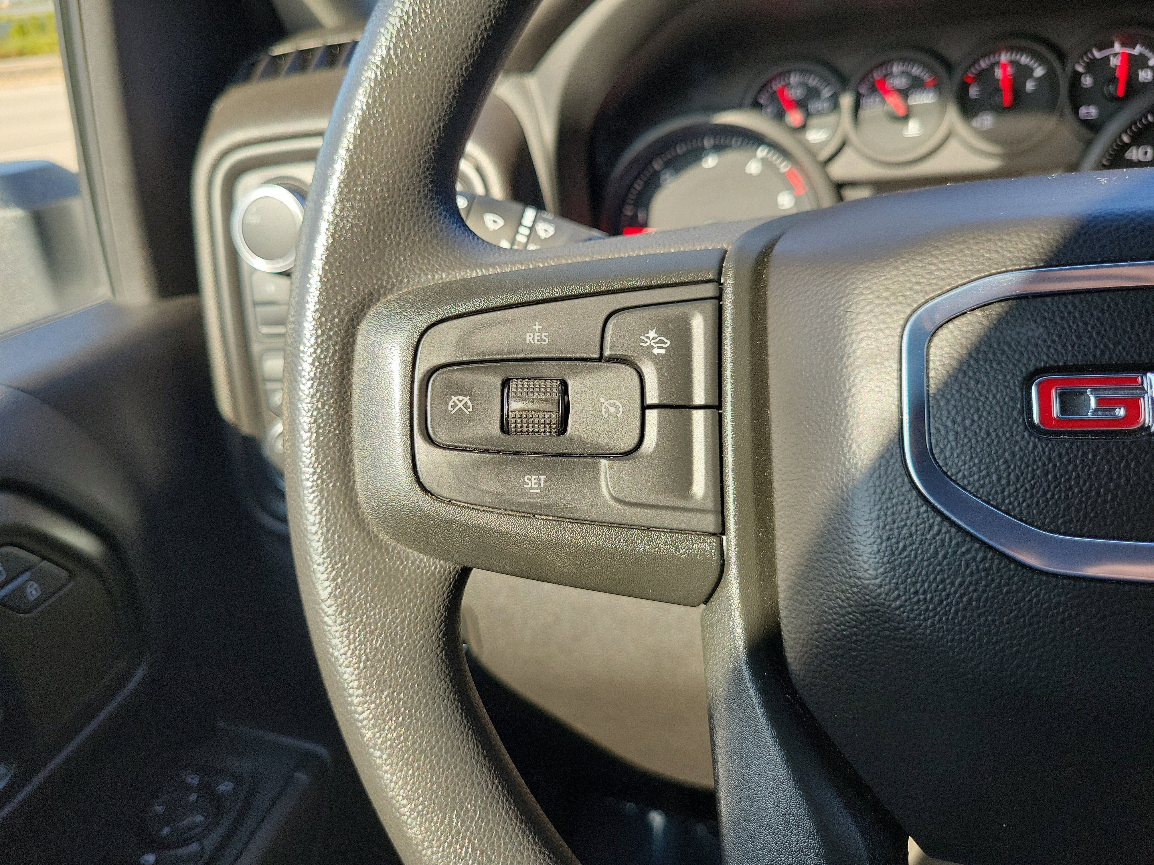 Used 2024 GMC Sierra 3500 Pro w/ Convenience Package AWD/4WD image 17