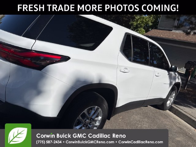 Used 2023 Chevrolet Traverse LS w/ Safety Package AWD/4WD image 11