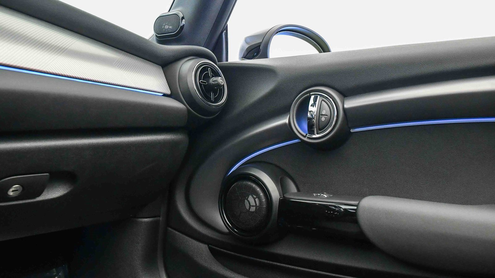 Certified 2023 MINI Cooper S image 33