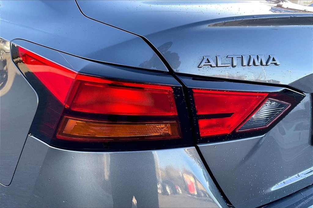 Used 2025 Nissan Altima 2.5 S image 28