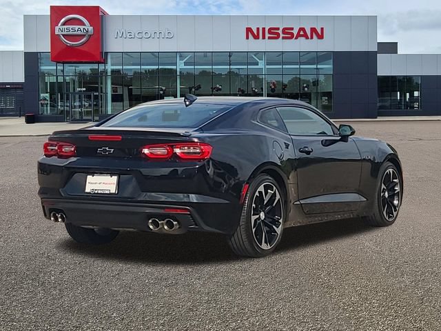 Used 2023 Chevrolet Camaro LT w/ Technology Package RWD image 7