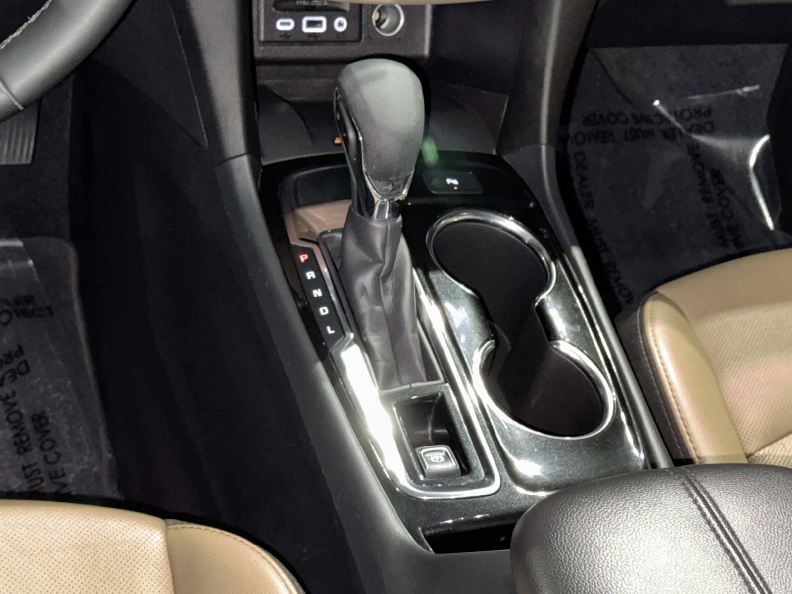 Used 2024 Chevrolet Equinox Premier image 6