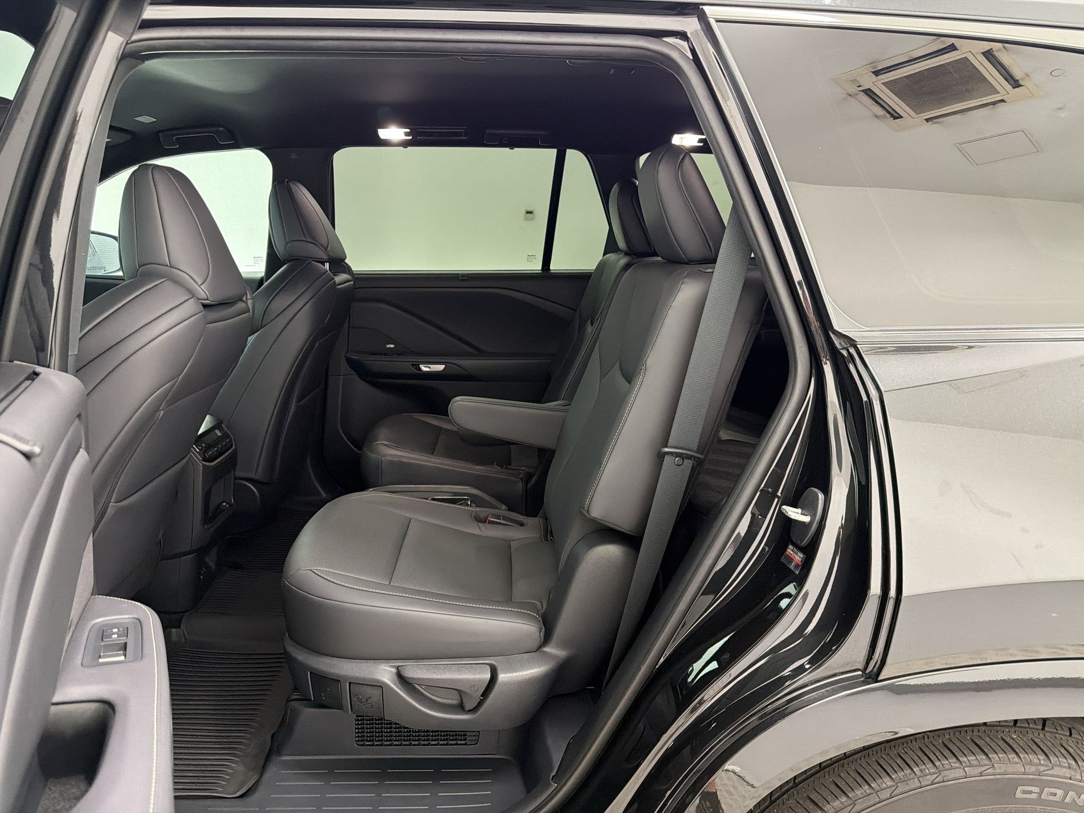 Certified 2024 Lexus TX 500h AWD w/ Technology Package image 24