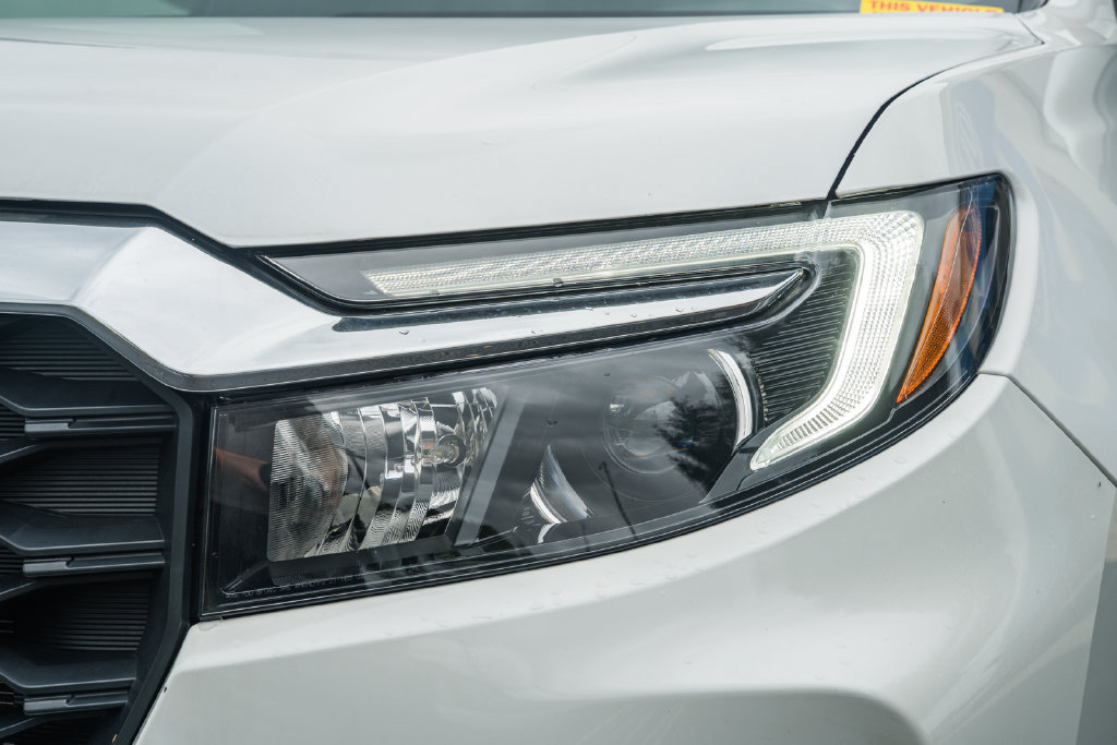 Used 2023 Honda Passport EX-L image 13