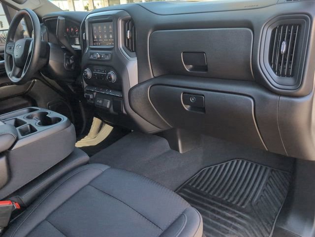 Used 2025 Chevrolet Silverado 2500 Custom w/ Custom Blackout Package image 27