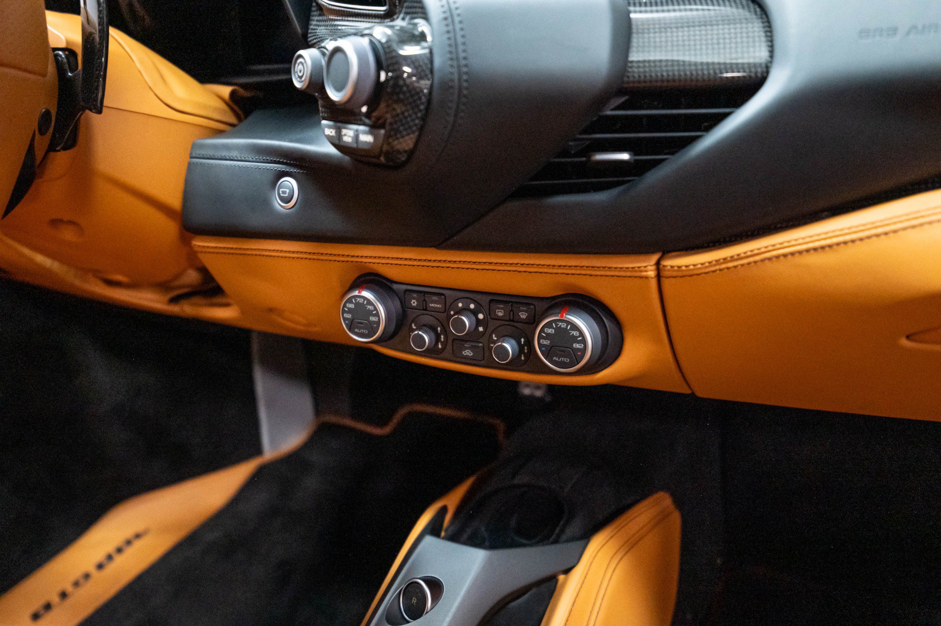 Used 2016 Ferrari 488 GTB RWD image 46