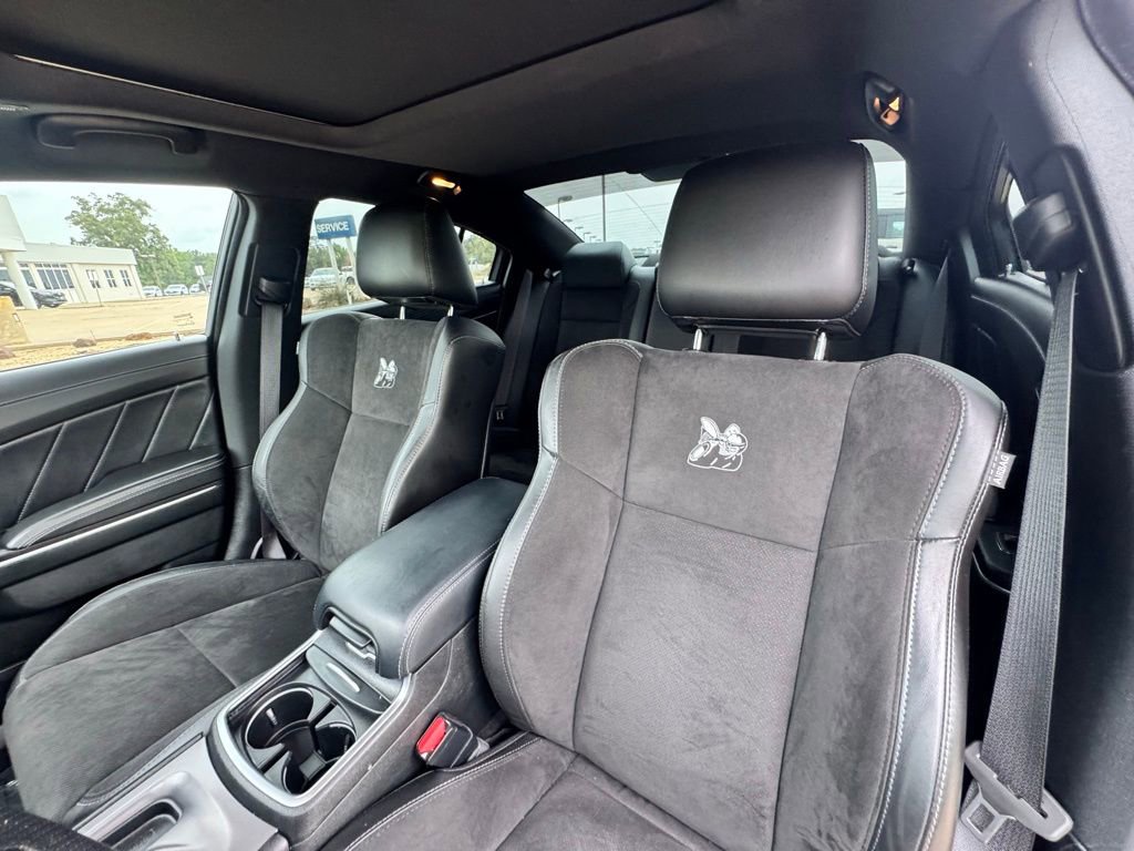 Used 2023 Dodge Charger Scat Pack RWD image 9