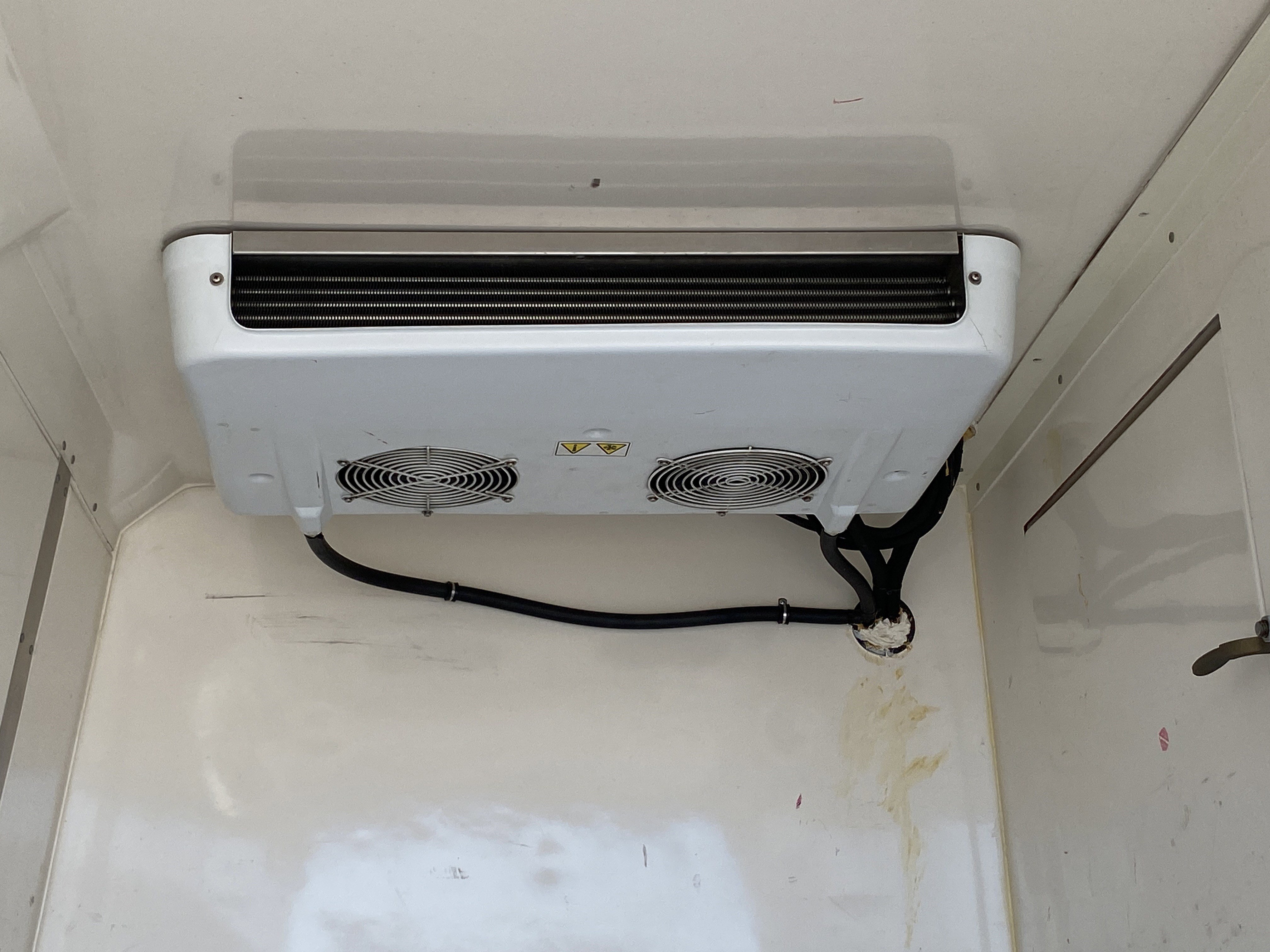 Used 2013 Freightliner Sprinter 2500 image 17