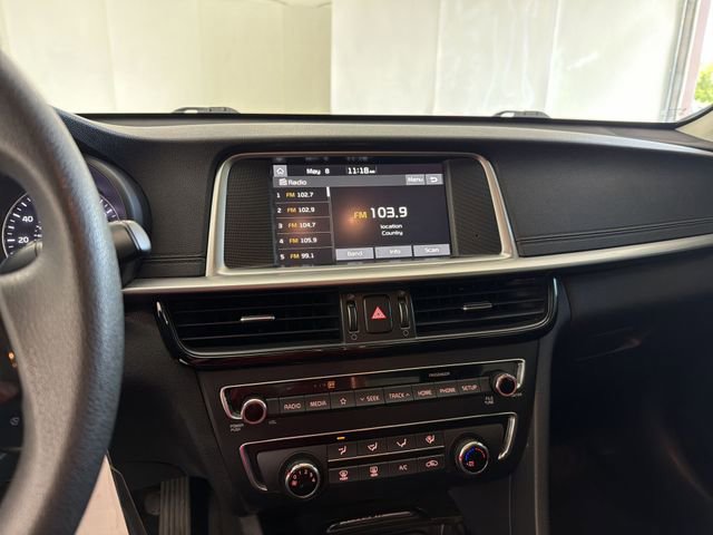 Used 2020 Kia Optima LX FWD image 22