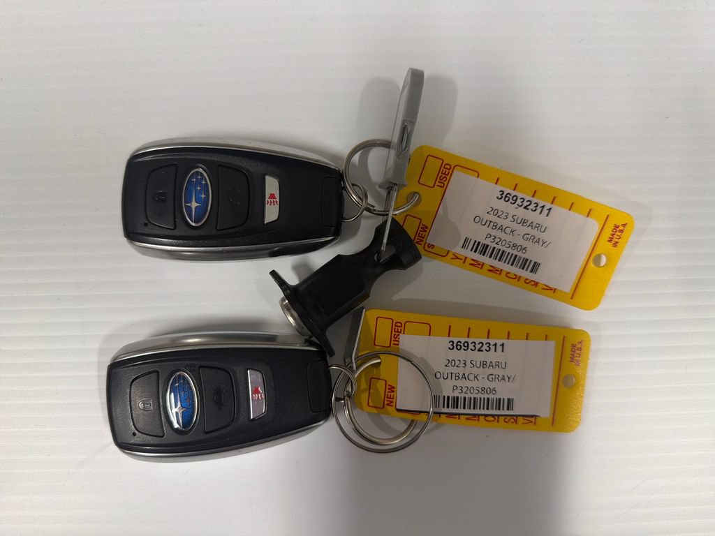 Used 2023 Subaru Outback Touring XT AWD/4WD image 26