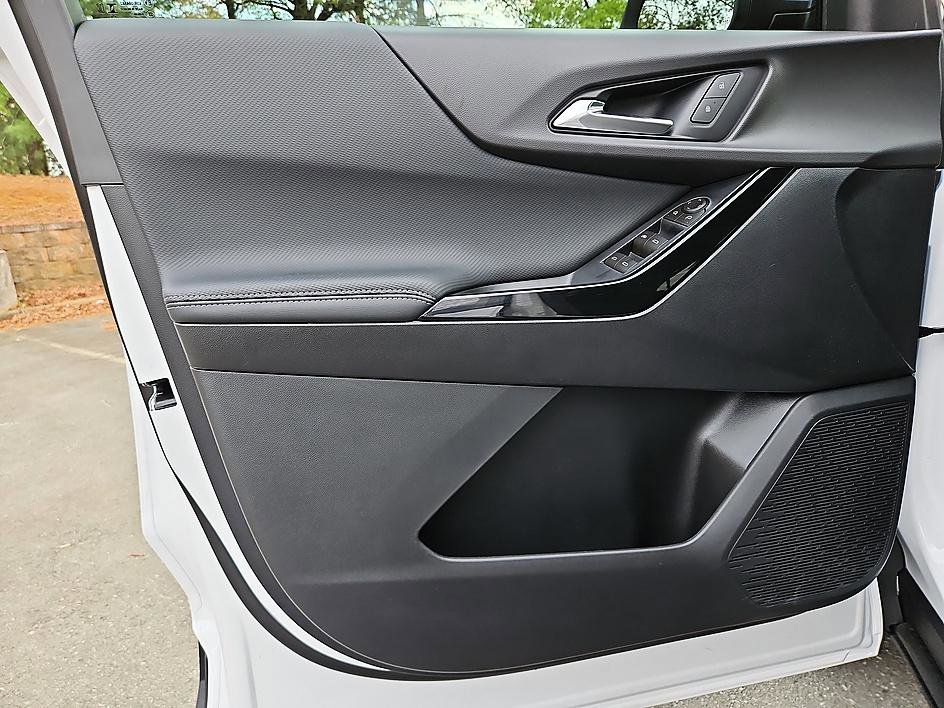 New 2026 Chevrolet Equinox LT image 13