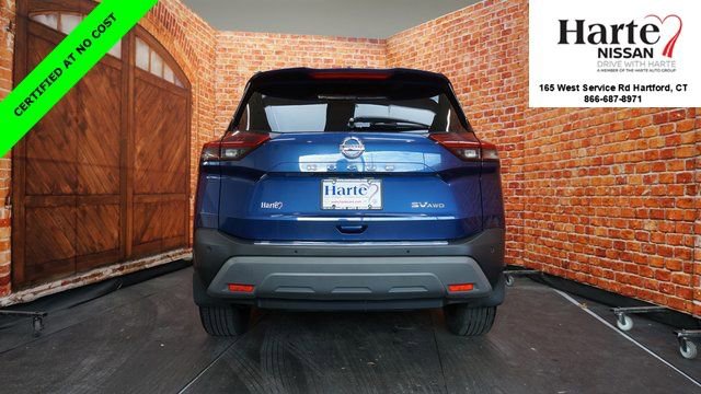 Certified 2021 Nissan Rogue SV image 6