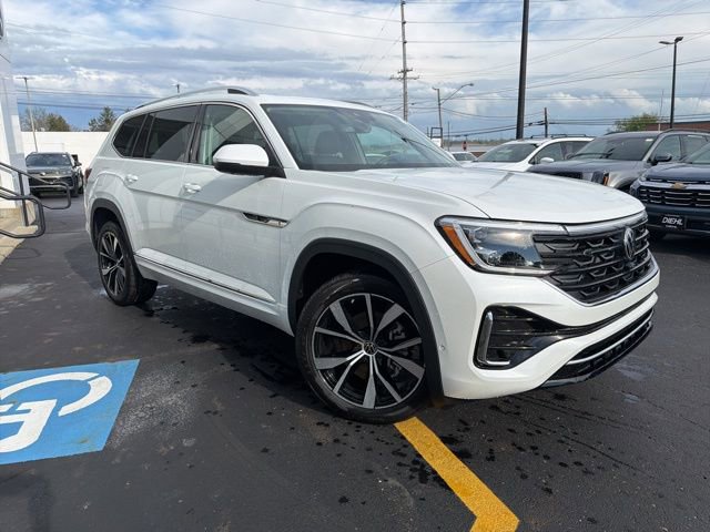 New 2026 Volkswagen Atlas SEL Premium R-Line AWD/4WD image 7