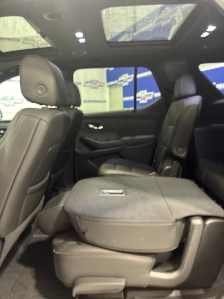 Used 2023 Chevrolet Traverse High Country w/ LPO, Floor Liner Package AWD/4WD image 37