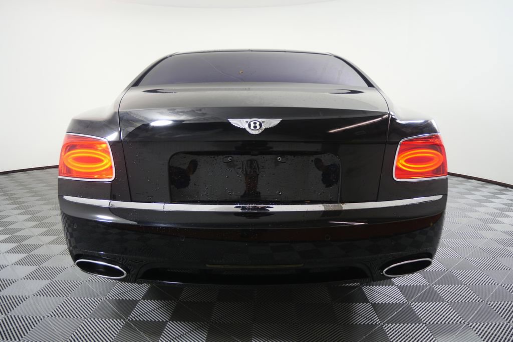 Used 2016 Bentley Flying Spur W12 image 4