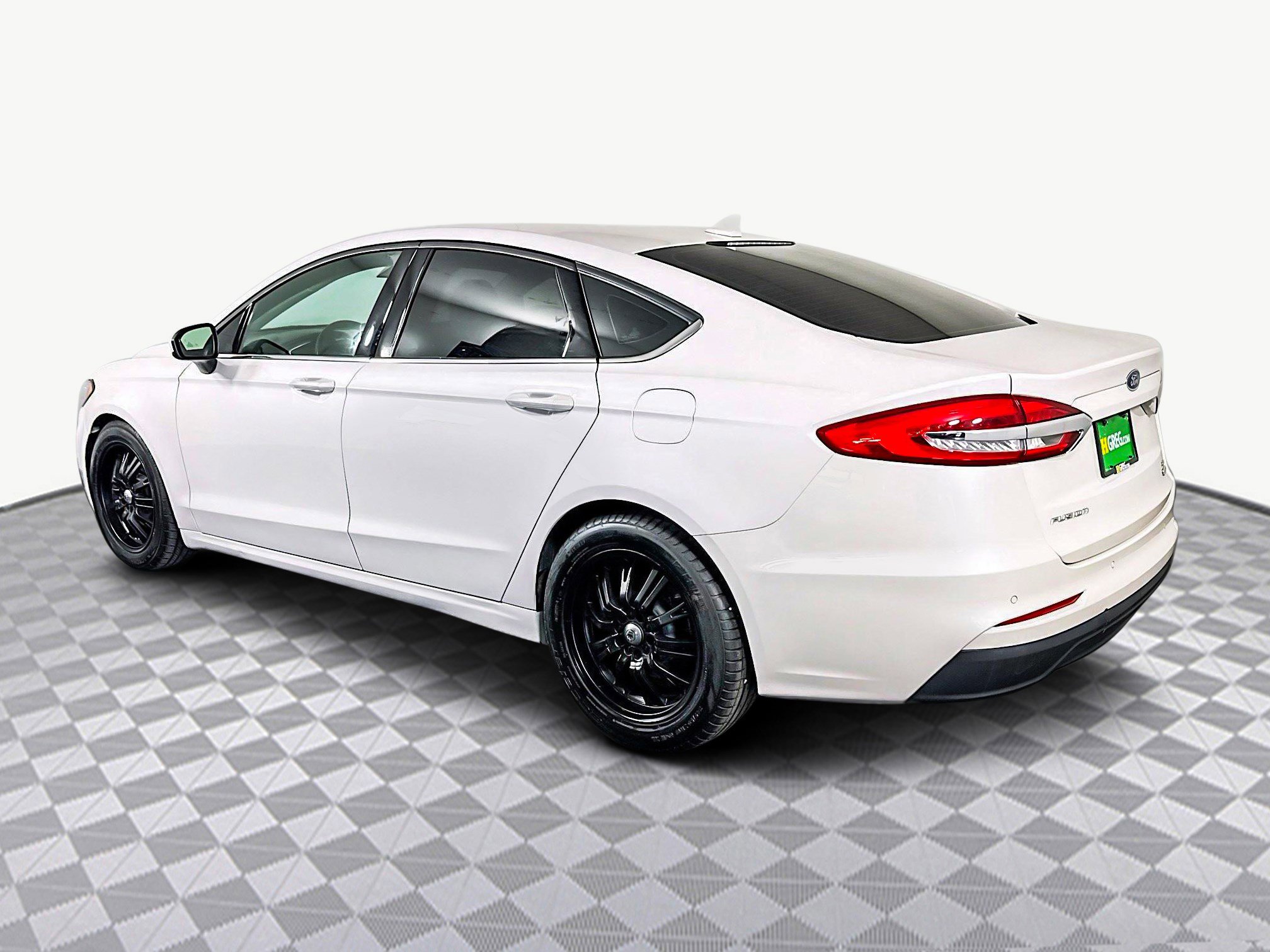 Used 2020 Ford Fusion SE image 7