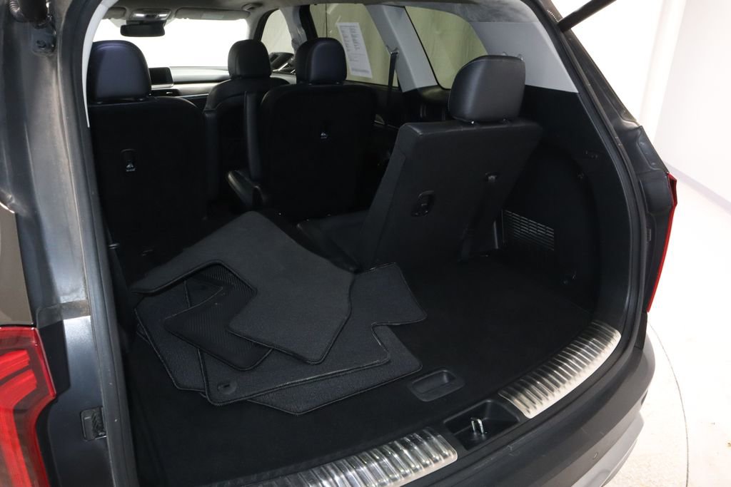 Used 2022 Kia Telluride SX w/ SX Prestige Package image 18