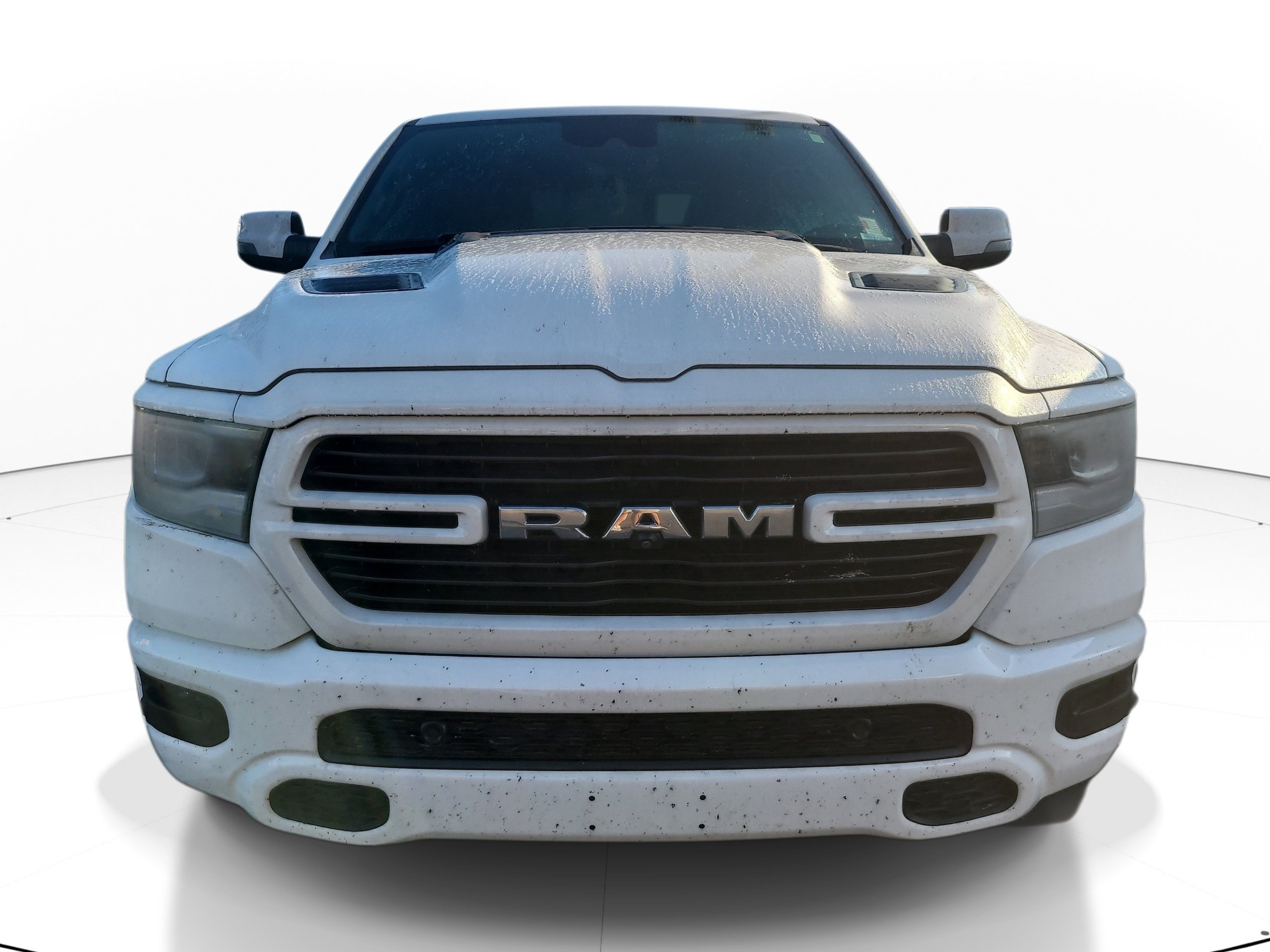 Used 2024 RAM 1500 Laramie AWD/4WD image 2