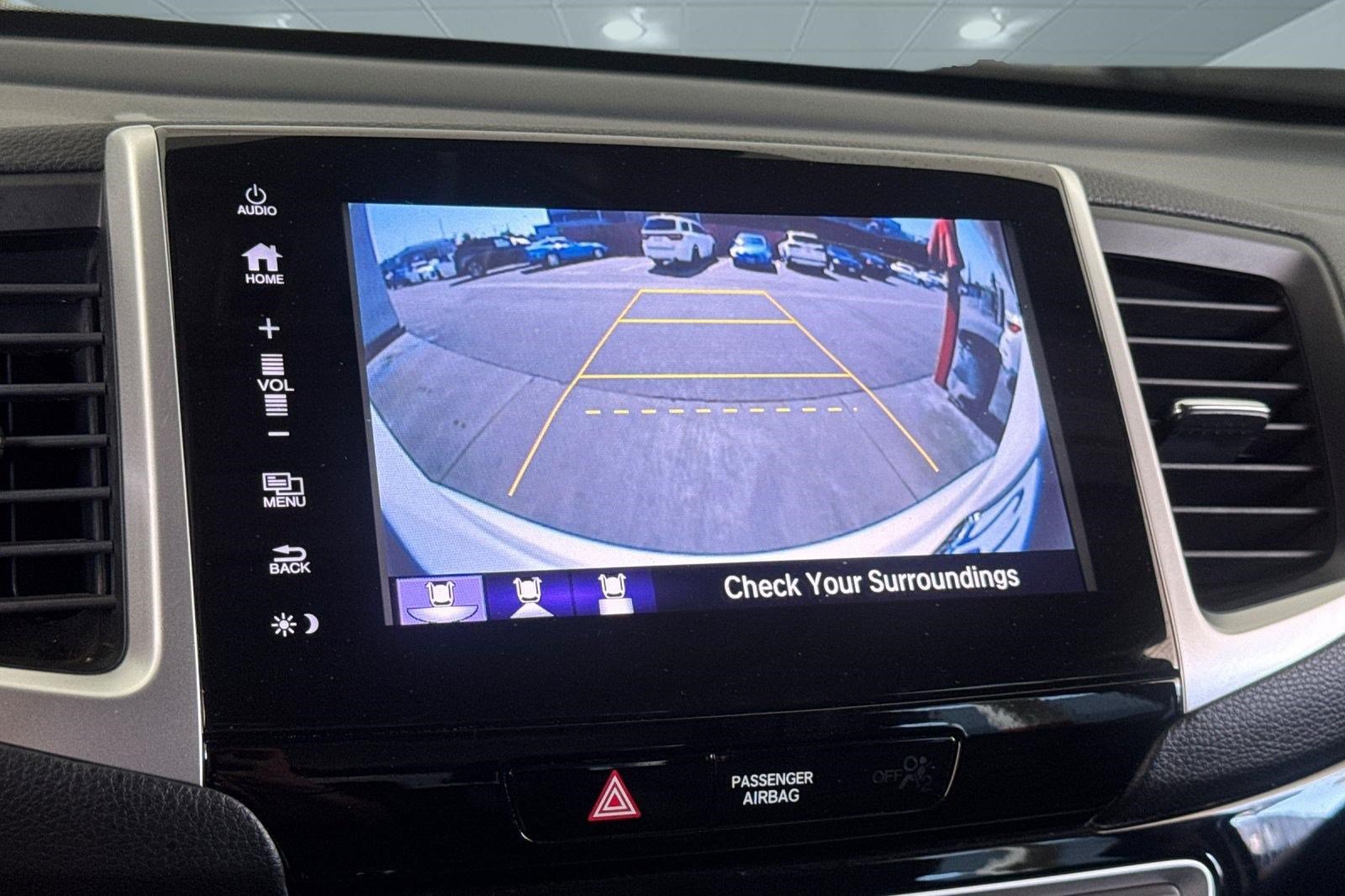 Used 2017 Honda Pilot Touring image 26
