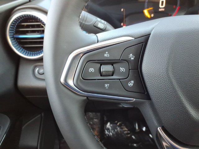 New 2026 Chevrolet Trax LT w/ Sunroof Package FWD image 13