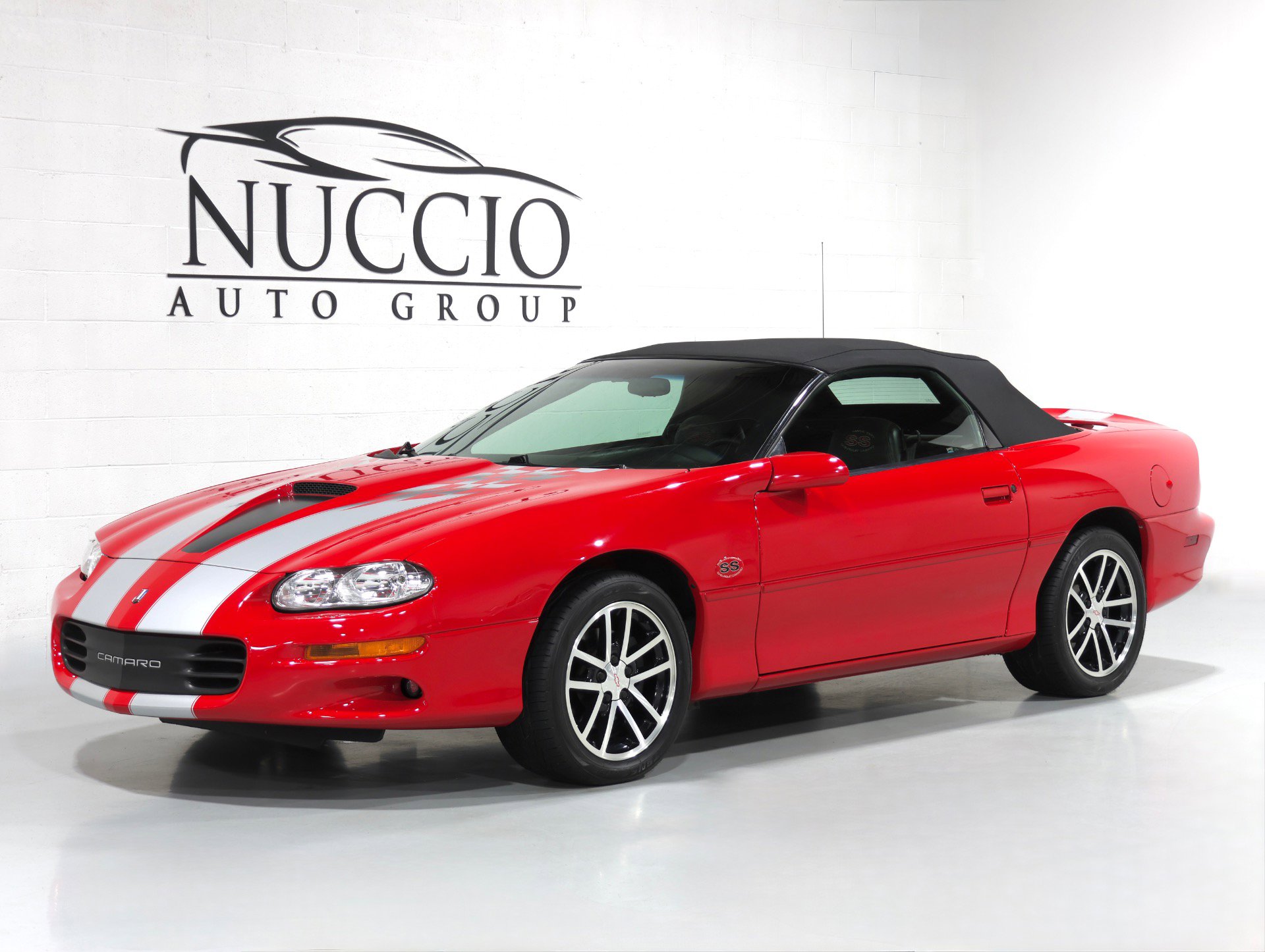 Used 2002 Chevrolet Camaro Z28 w/ SS Performance/Appearance Pkg RWD image 44