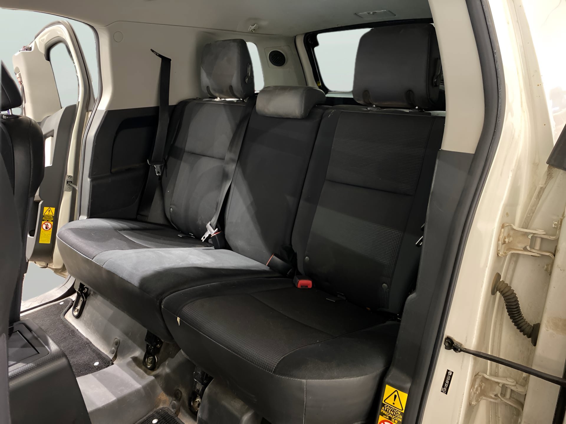 Used 2012 Toyota FJ Cruiser 4WD w/ Upgrade Pkg image 13