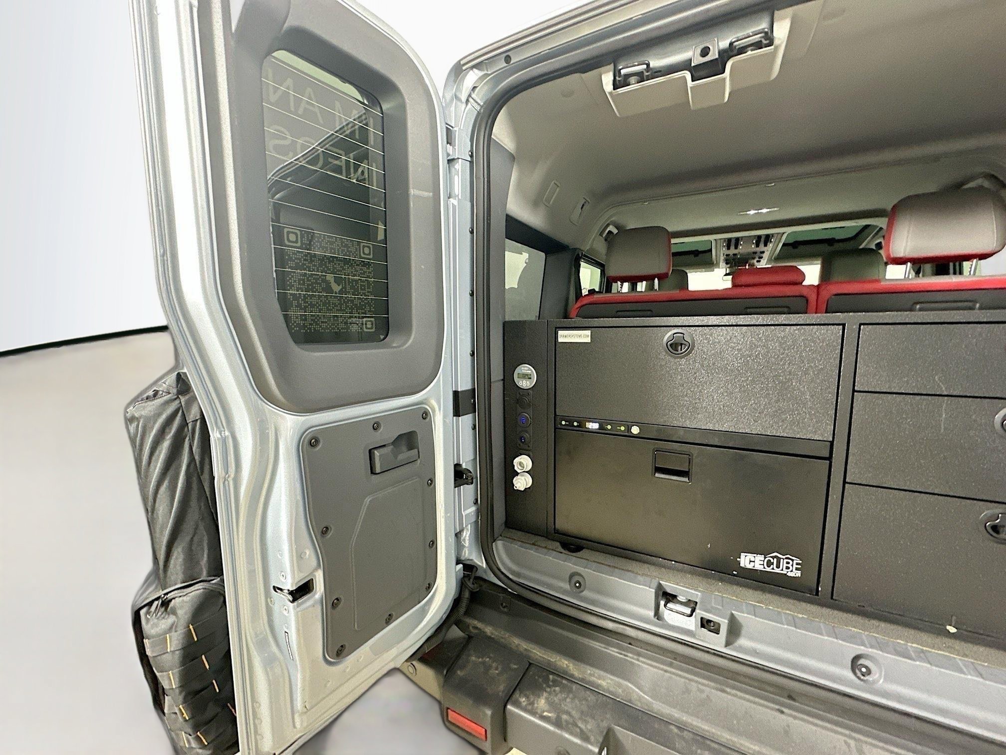 New 2025 INEOS Grenadier Station Wagon AWD/4WD image 43