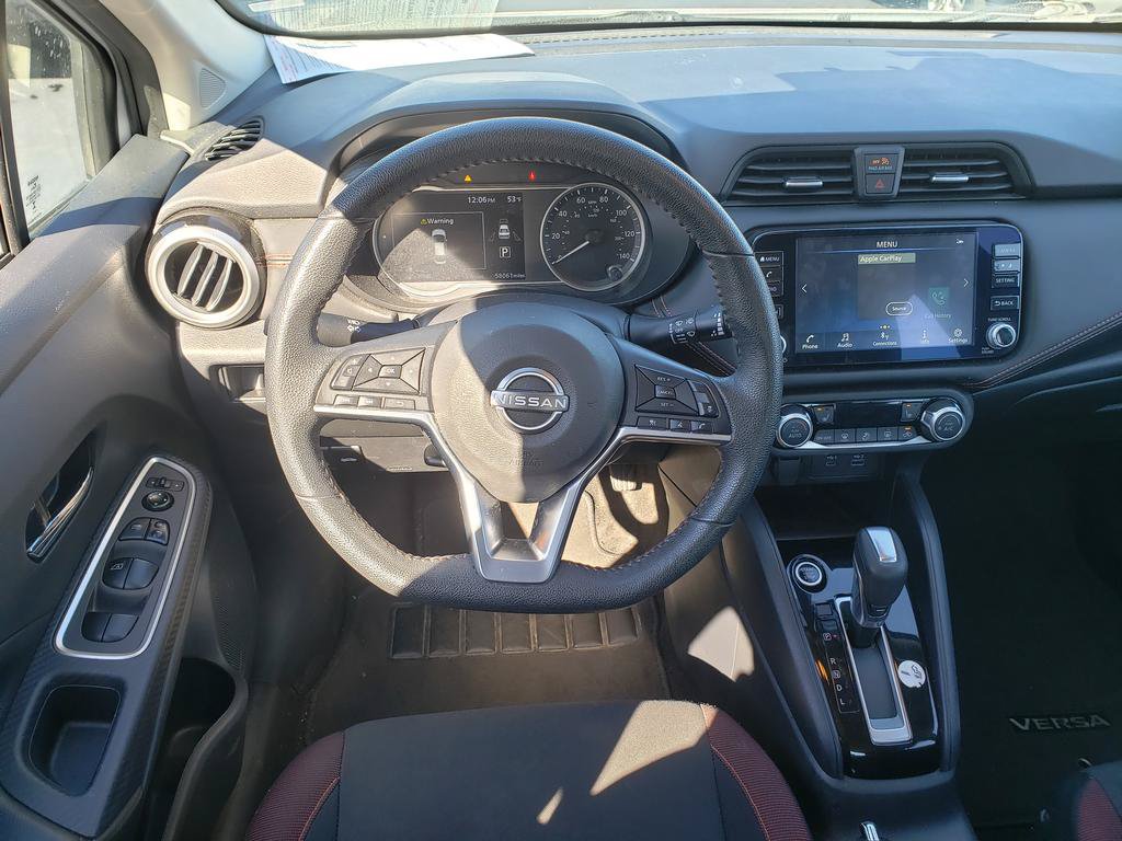 Used 2024 Nissan Versa SR FWD image 14