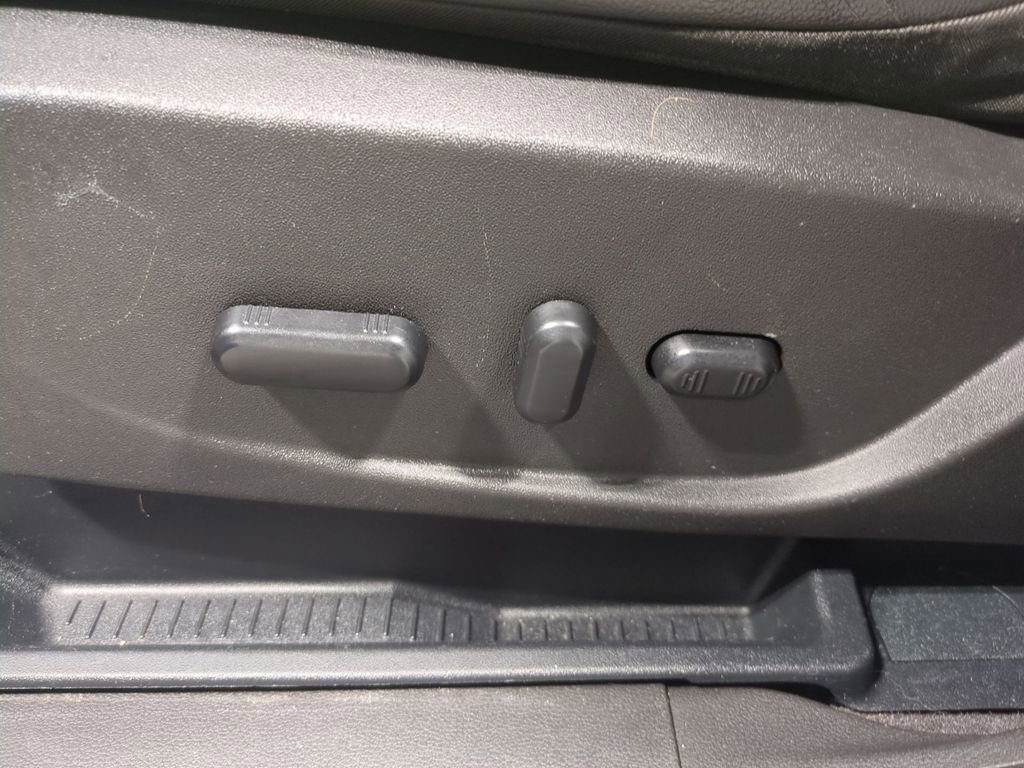 Used 2015 Ford Escape Titanium w/ Equipment Group 301A image 20