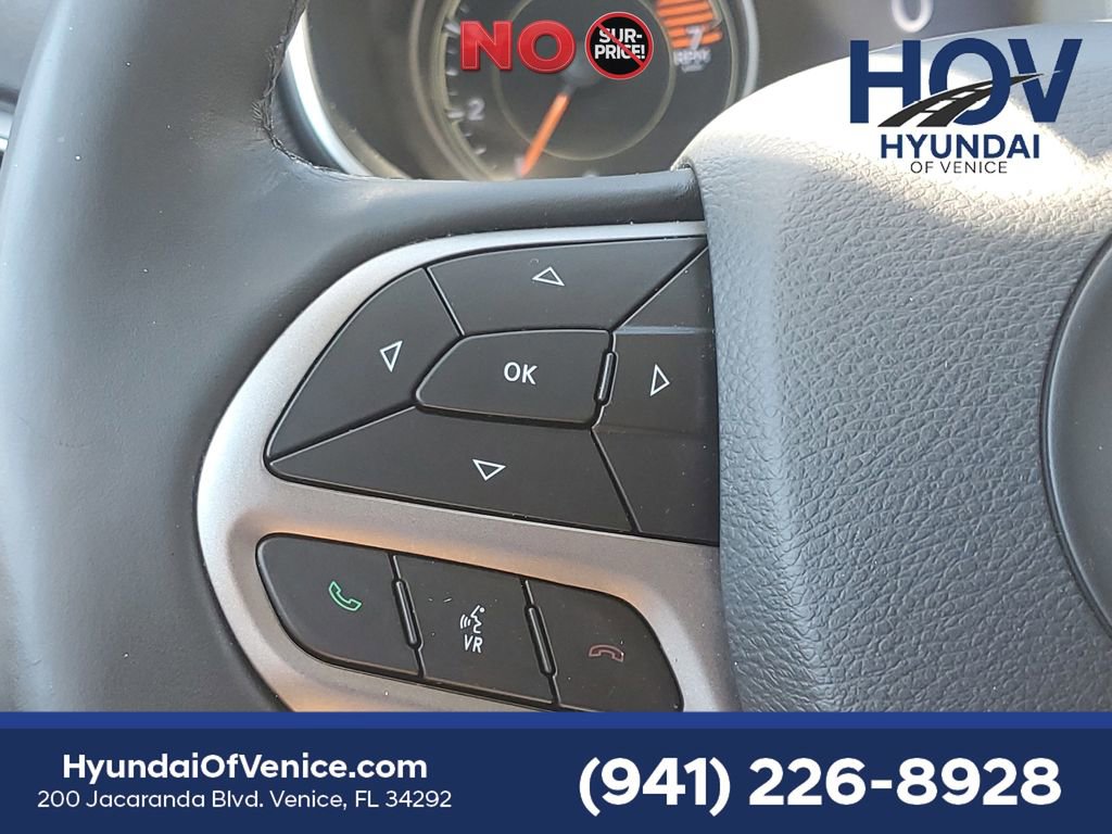 Used 2019 Jeep Cherokee Limited FWD image 26