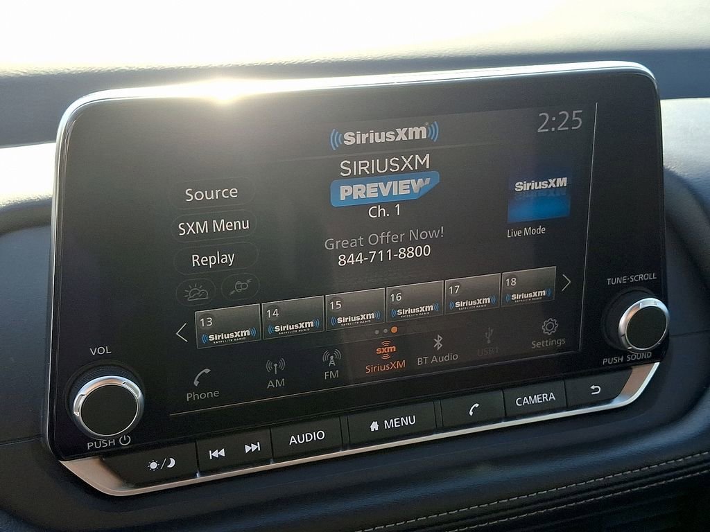 Used 2024 Nissan Rogue S image 16