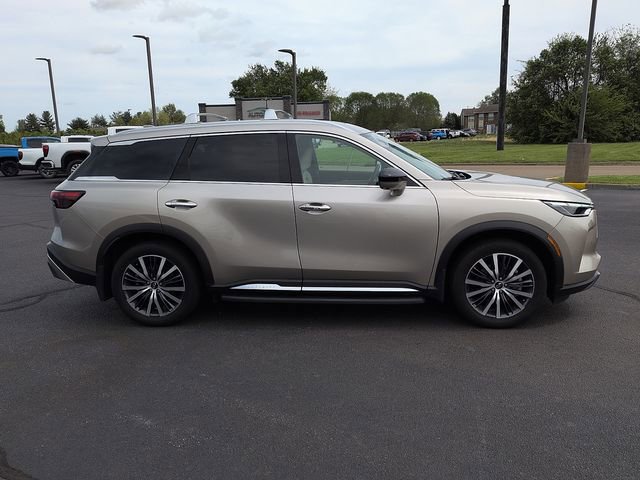 Used 2025 INFINITI QX60 Sensory w/ Vision Package AWD/4WD image 8