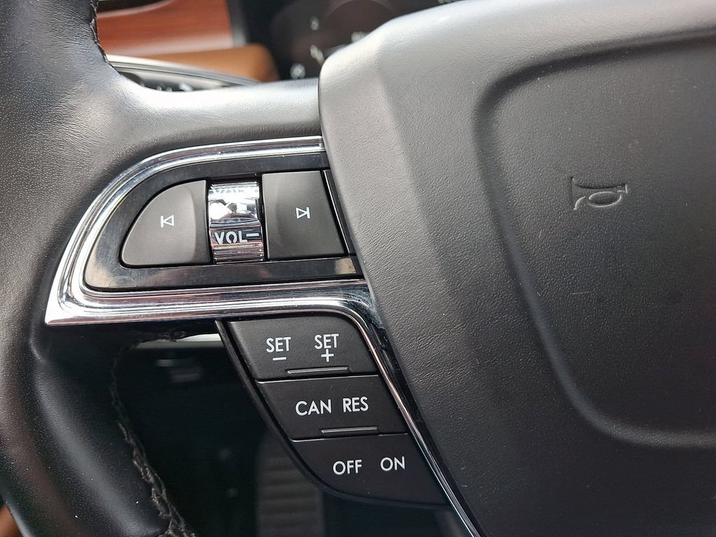 Certified 2023 Lincoln Nautilus Reserve AWD/4WD image 22
